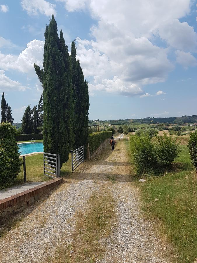 Agriturismo Fattoria Rozzalupi Cerreto Guidi Exterior photo
